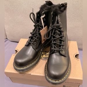 Doc Marten 1460 Serena Fur Lined Lace-up boot